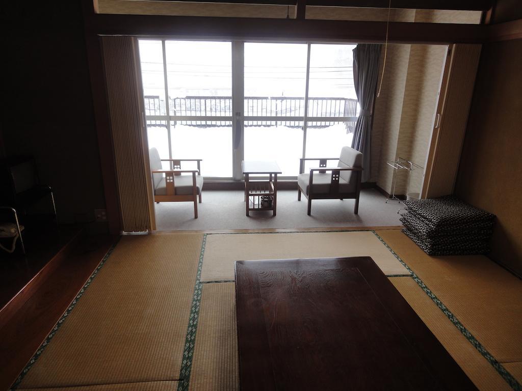 יוזאווה Hotel Tomiya חדר תמונה